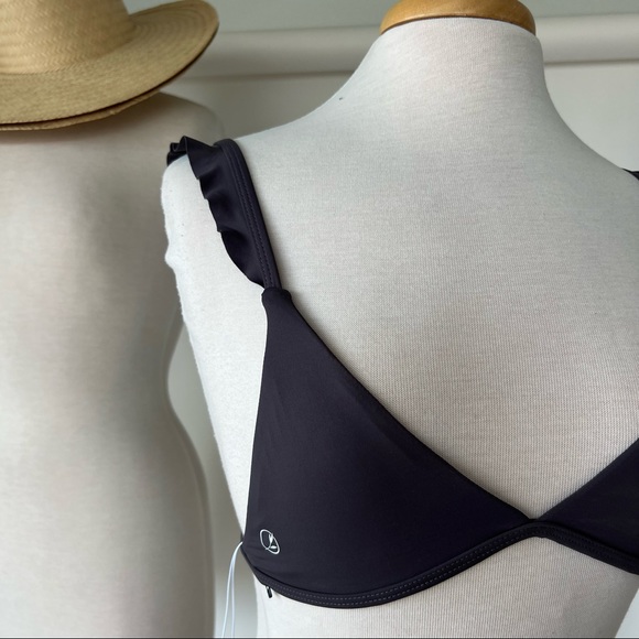 DARK GREY NWT RUFFLE TRIMMED BIKINI TOP - Picture 4 of 8